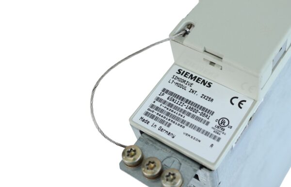 6SN1123-1AB00-0BA1 SIEMENS SIMODRIVE 611 2x25A – moduł napędowy – zdjęcie produktu 3